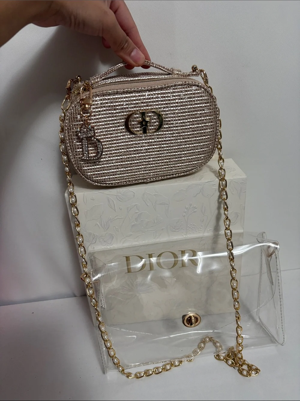 Dior Gold Pouch in Clear Women's Handbag - Picture 6 of 11